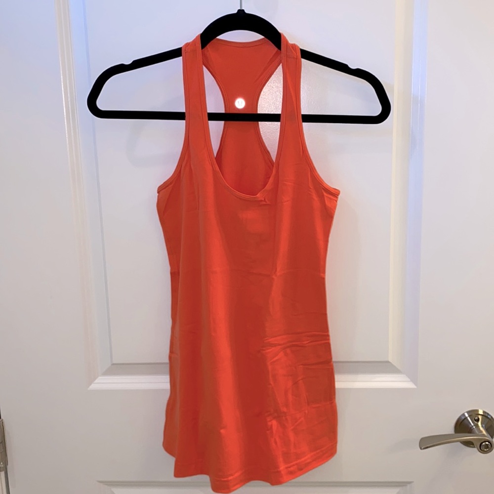 Lululemon tank